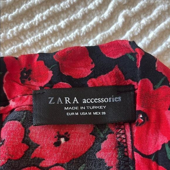Zara A-Line Ruffled Mini Skirt Red and Black - Picture 2 of 4